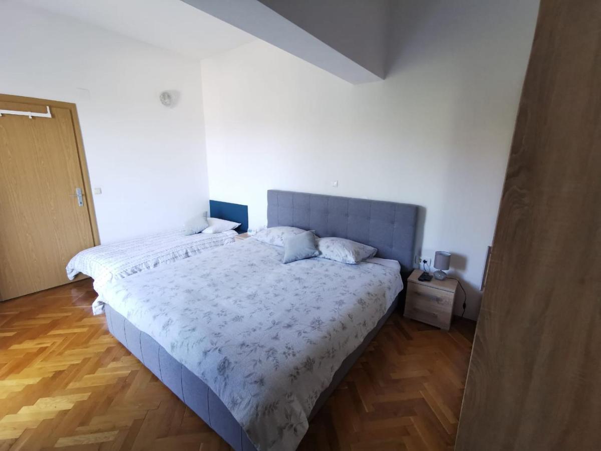 Apartment Cirko คาชเตลา ภายนอก รูปภาพ