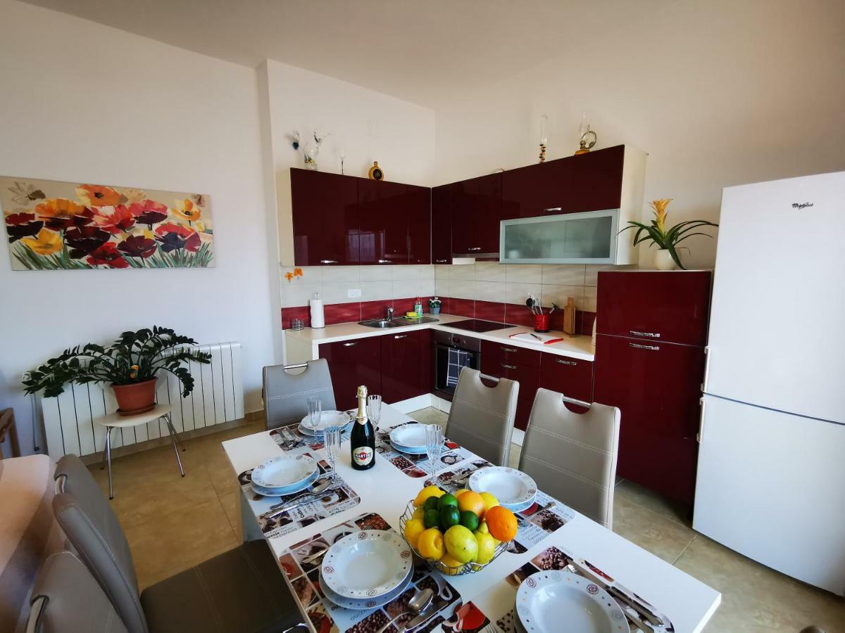 Apartment Cirko คาชเตลา ภายนอก รูปภาพ
